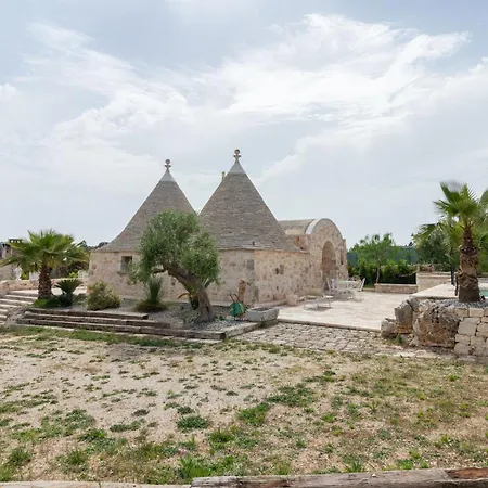 Trulli San Pietro Villa